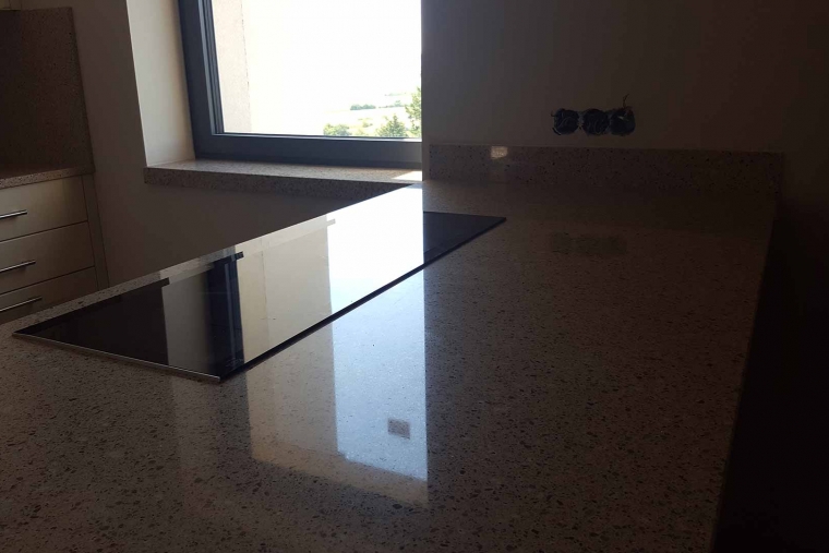 Technistone Crystal Sahara NR pohľad zhora